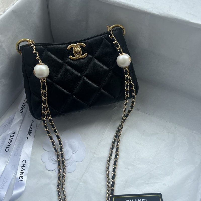 Ch**el hobo bags